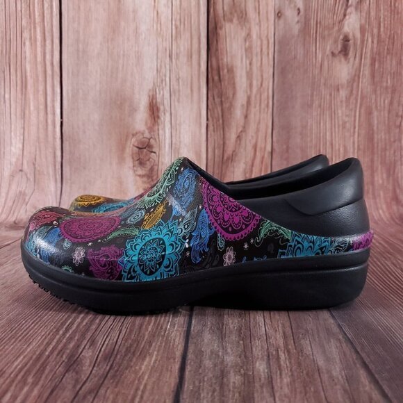 Crocs Womens 6 Neria Pro II Clog Multi Floral Slip Resistant Work Shoes 205385 - Picture 2 of 15